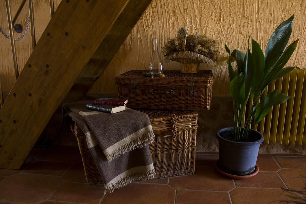 Casa Rural Santa Elena Villafranca de los Caballeros Esterno foto